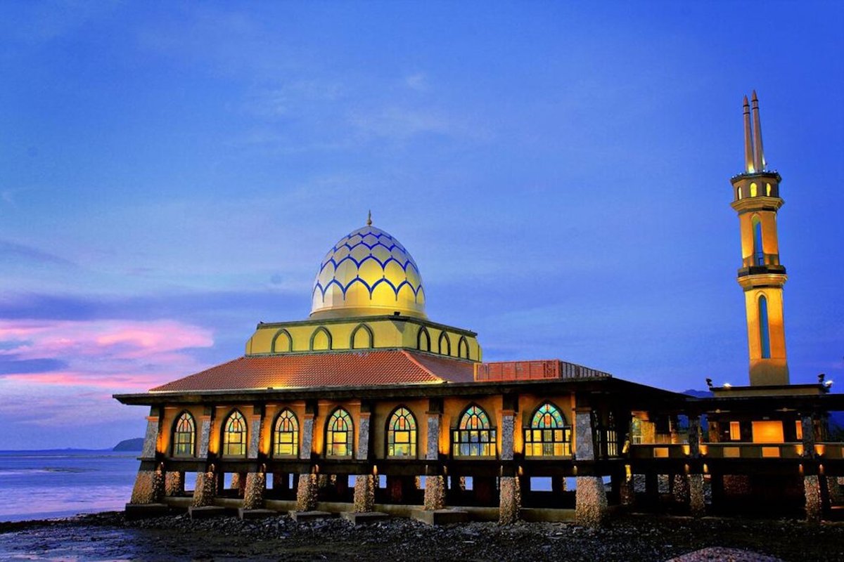 Al-Hussain Mosque (Masjid Al-Hussain)