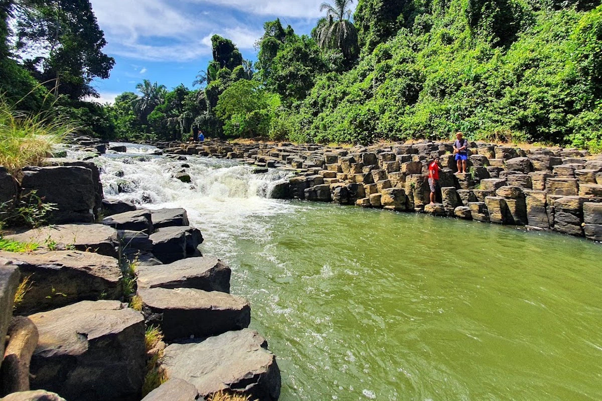 Balung Cocos Columnar Basalt