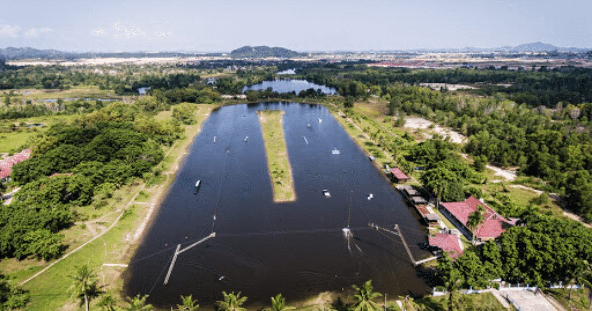 Batam Cable Ski Park