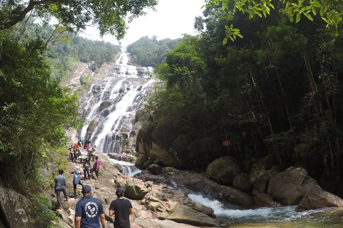 Chemerong Waterfall (Air Terjun Chemerong)
