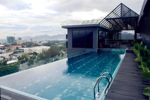 M Roof Hotel & Residences 3