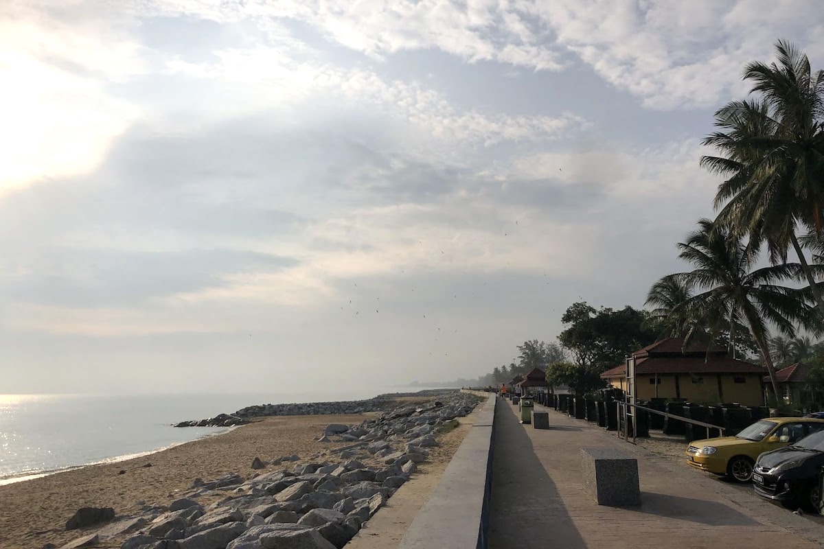 Moonlight Beach (Pantai Cahaya Bulan)