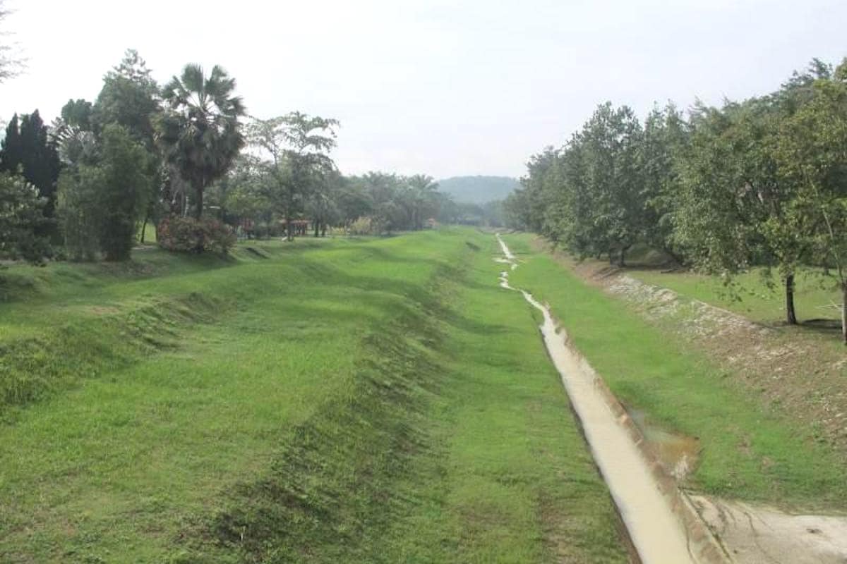 Sungai Parit Bunian Recreational Park (Taman Rekreasi Sungai Parit Bunian)