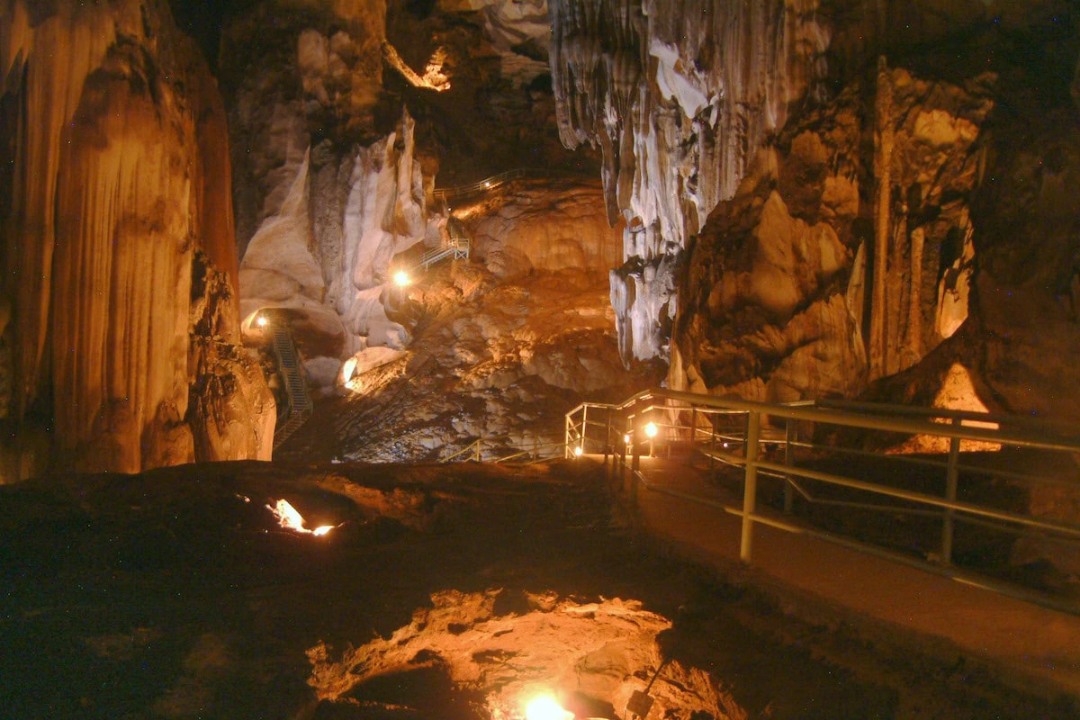 Tempurung Cave (Gua Tempurung)
